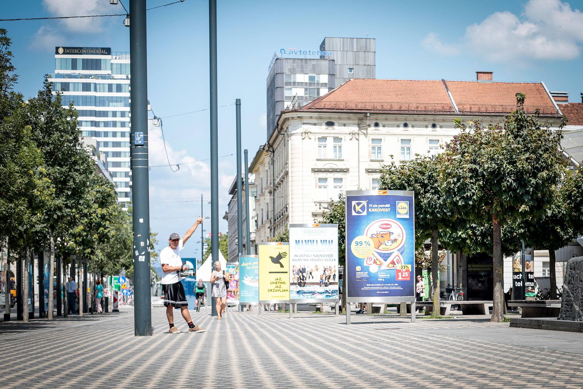 Und zu guter Letzt geht ein riesengroßes Dankeschön raus an den Mann, der den "Come Together"-Trip ermöglicht hat: Thomas Stellway von AllRide BMX Distribution und dem 360 Grad Sportshop. Sir, you