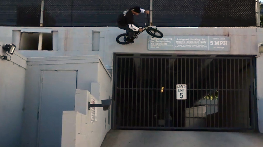 Anstatt uns mit Produktaufnahmen zu langweilen, haut uns die Cult Crew im Promovideo für ihre 2019er Hardgoods lieber 11 Minuten feurige Clips um die Ohren.