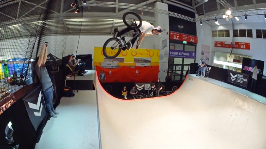 Hier entlang für das offizielle Highlightsvideo vom Stopp der Ride Further Tour auf der ISPO 2019 in München mit Evan Brandes, Sergio Layos und vielen mehr.