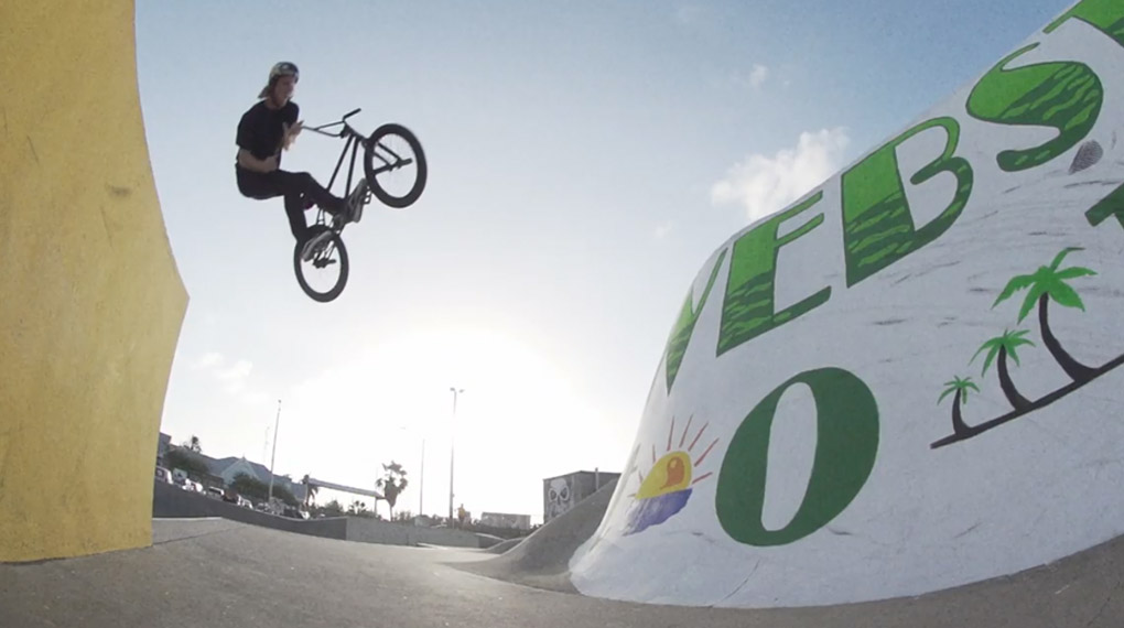 Traumurlaub in der Karibik: Vans hat Dennis Enarson, Kevin Peraza und Gary Young einen Trip zum legendären Black Pearl Skatepark auf Grand Cayman spendiert.