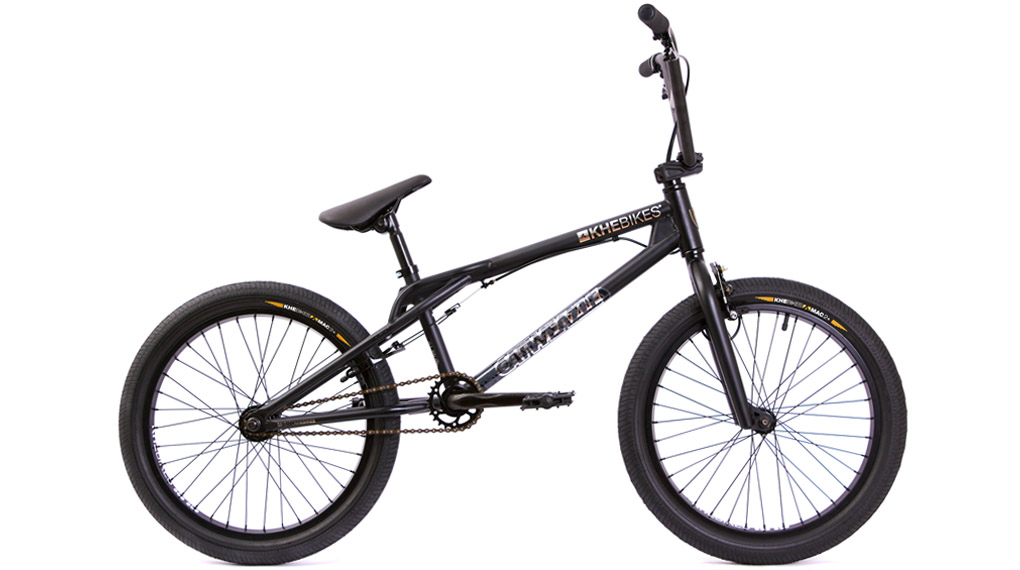 Der Catweazle war der erste BMX-Freestyle-Rahmen von KHEbikes. Zum 30jährigen Firmenjubiläum gibt es den legendären Flatlandframe nun als Retro-Komplettrad.