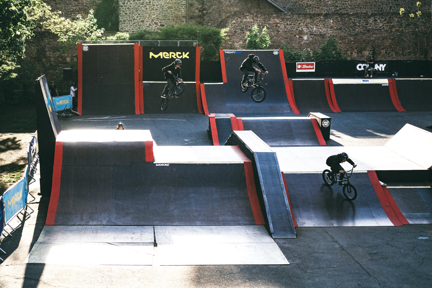 Sven Litfinski mit dem Transfer des Tages, den er extra für den unfähigen Fotografen nach beendeten Contest nochmals zum Besten gab