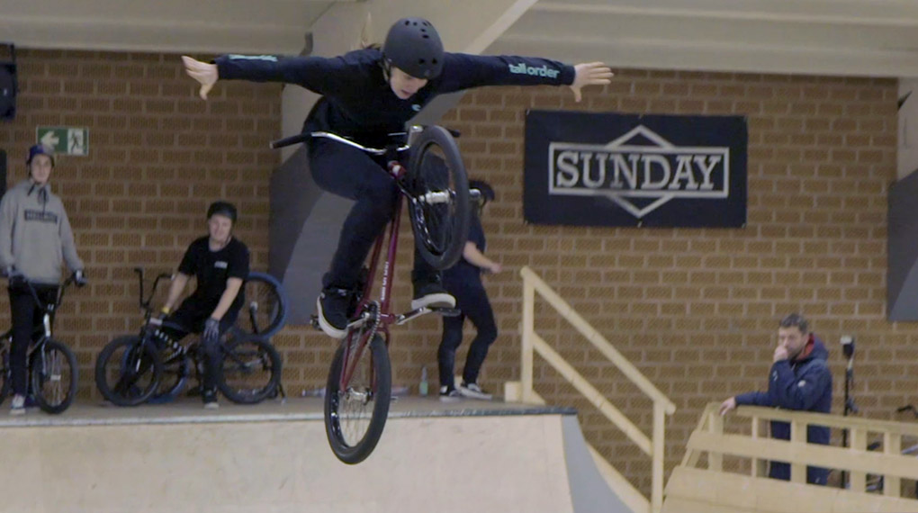 Beim LYBD-Contest in Oldenburg ging es gut ab. Hier ist der Run von Charlotte Worthington, mit dem die 22-jährige Engländerin bei den Damen Platz 1 abräumte