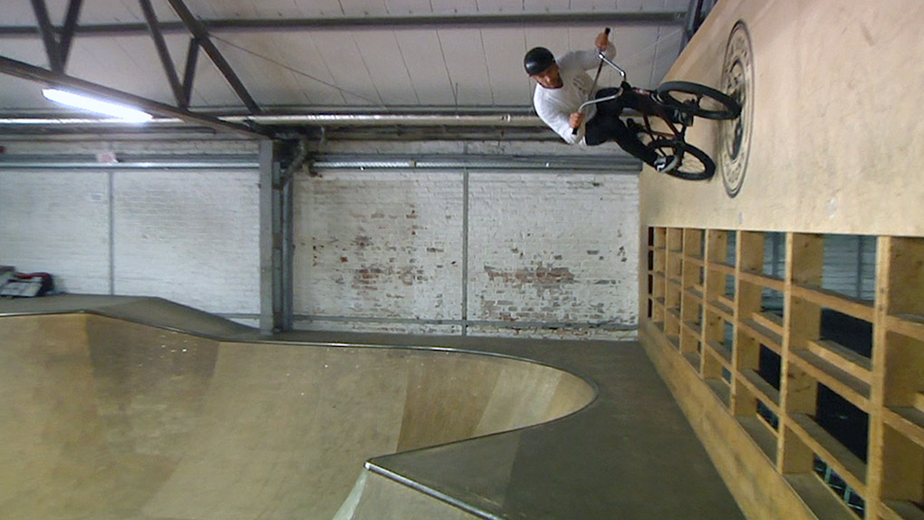 Junge, Junge, der Colony-Fahrer Marcel Gans hat es sich für seinen "One Dude One Weekend"-Edit wirklich hammerhart gegeben! Hier ist das Ergebnis.