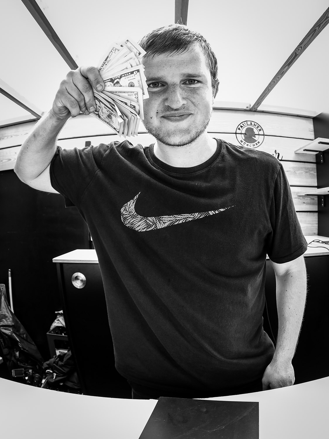 $$-Bills gab's von Johannes Winkelmann während der ''Cash 4 Tricks''-Session