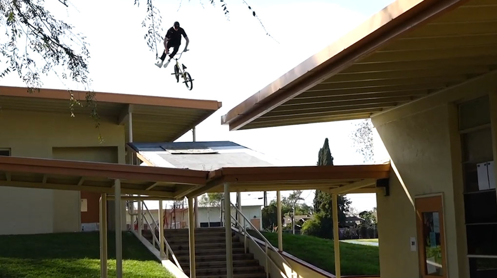 Chad Curtis, Mike Garcia, Jaume Sintes, Austin Mazur und wie sie alle heißen, geben in "Raw Ams 3" von der Cult Crew reihenweise gute Manöver zum Besten.