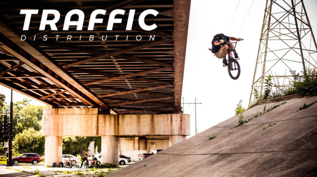 Traffic BMX Distribution aus Köln sucht ab sofort einen neuen Vertriebsmitarbeiter (m/w/d). Hört sich interessant an? Hier erfährst du mehr.