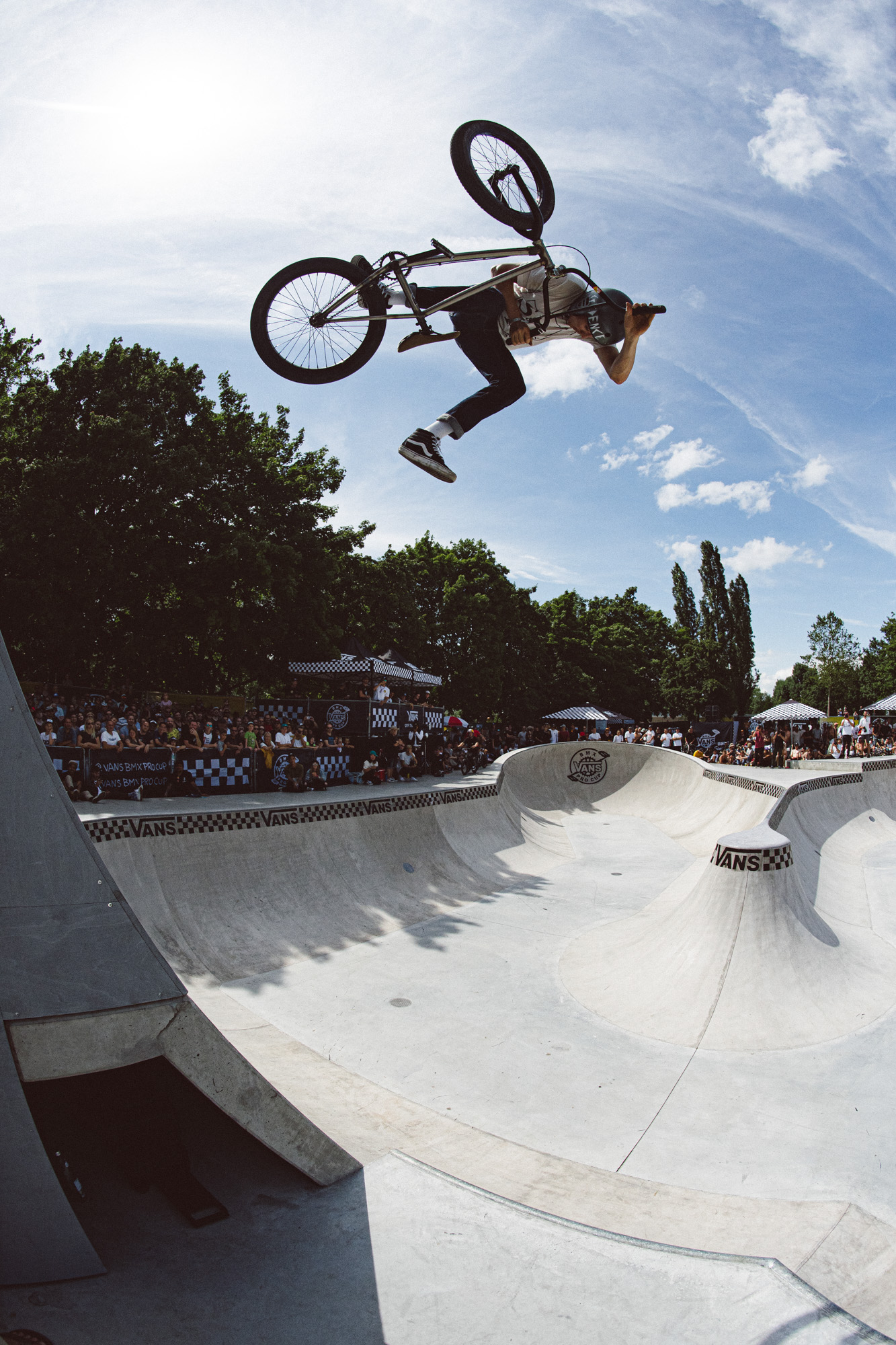 Alley Oop One Footed Tabes von Clint Reynolds in die Wedge, an welcher er selbstverständlich auch seinen patentierten Lawnmower performte; Foto: Merlin Czarnulla