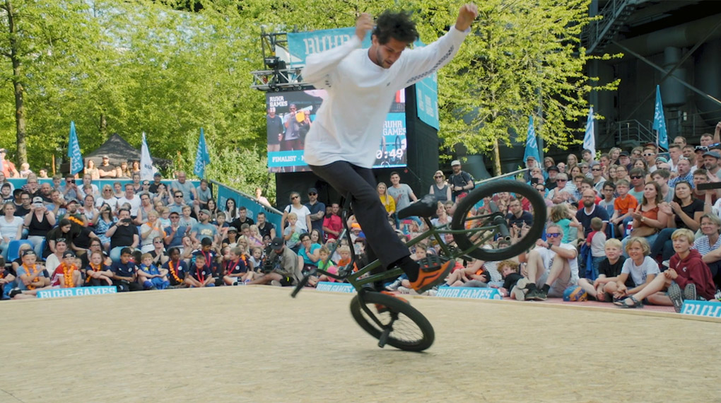 Wir haben den Hammerrun für euch, mit dem Matthias Dandois den 1. Platz in der Disziplin BMX-Flatland bei den Ruhr Games 2019 in Duisburg geholt hat.