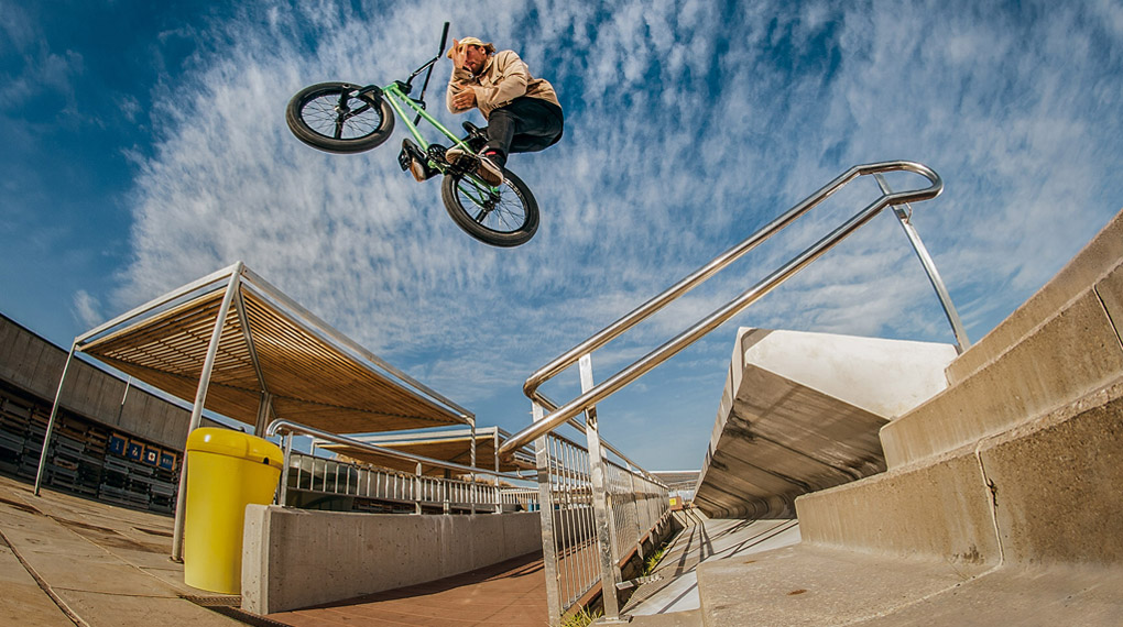 Nahuel Martinez ist eigentlich ein Skateboardfotograf. Aber das heißt ja nicht, dass man nicht auch mal über den Tellerrand hinausschauen kann …