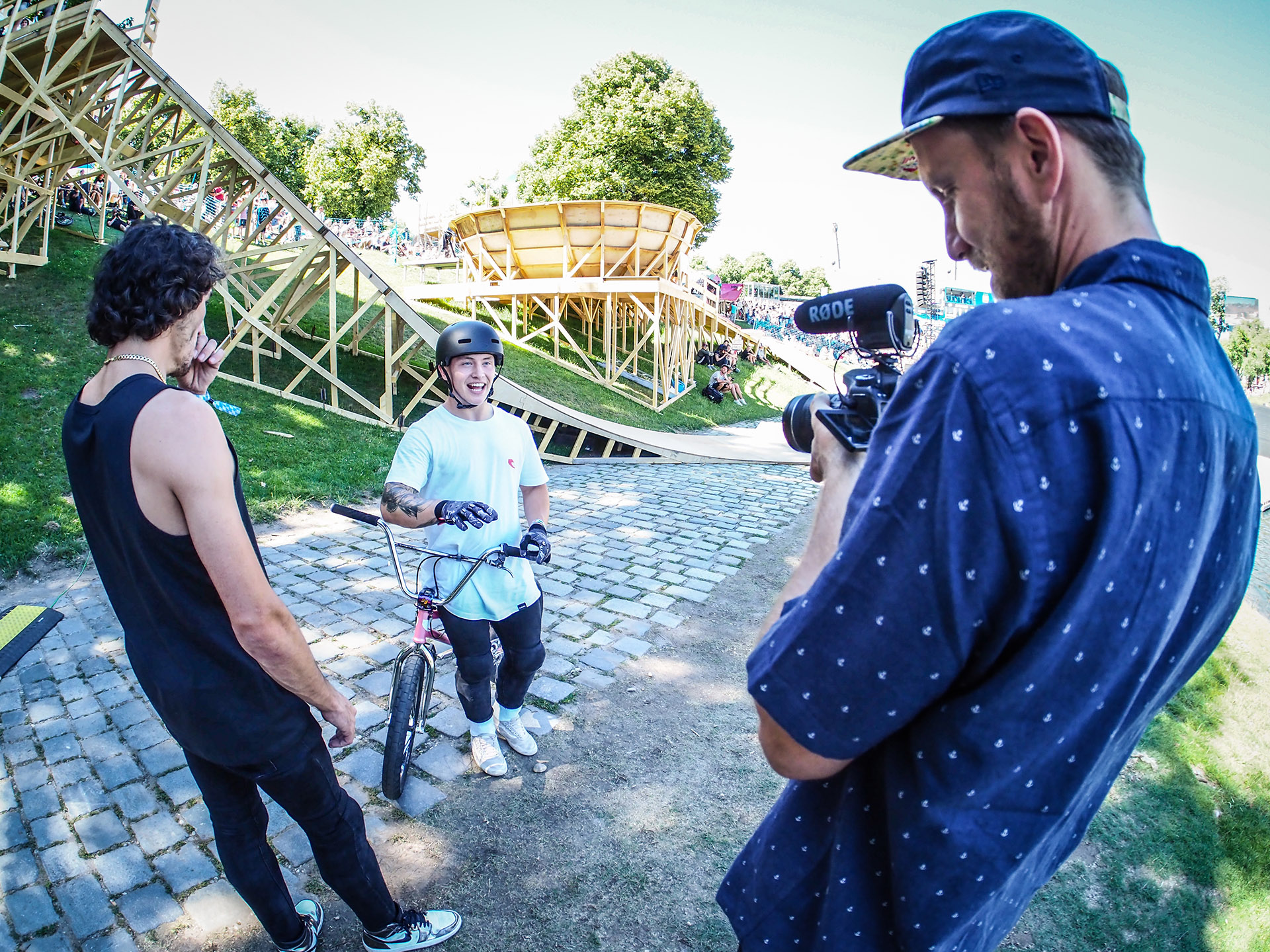 Kieran Reilly und Sebastian Keep #datvloglife am Leben tun