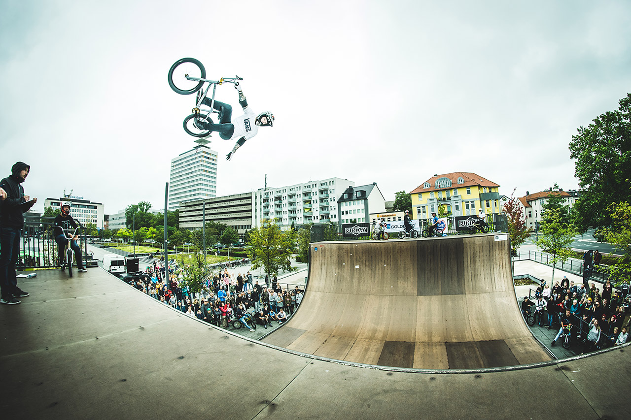 Apropos Style: Dieser Discodancer von Paul Meacher auf Vert, ist auch nicht von schlechten Eltern, oder?