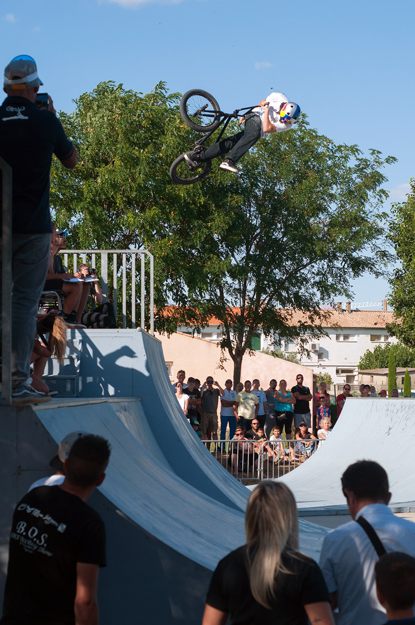 Egal ob Zirkustricks oder zeitloser Style, Inaki Mazza weiß, wie