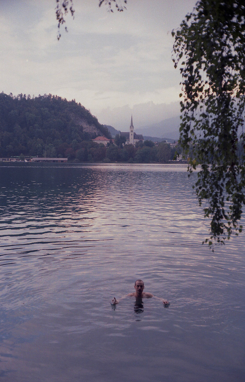 Baden in diesem See kostet 200 EUR Strafe