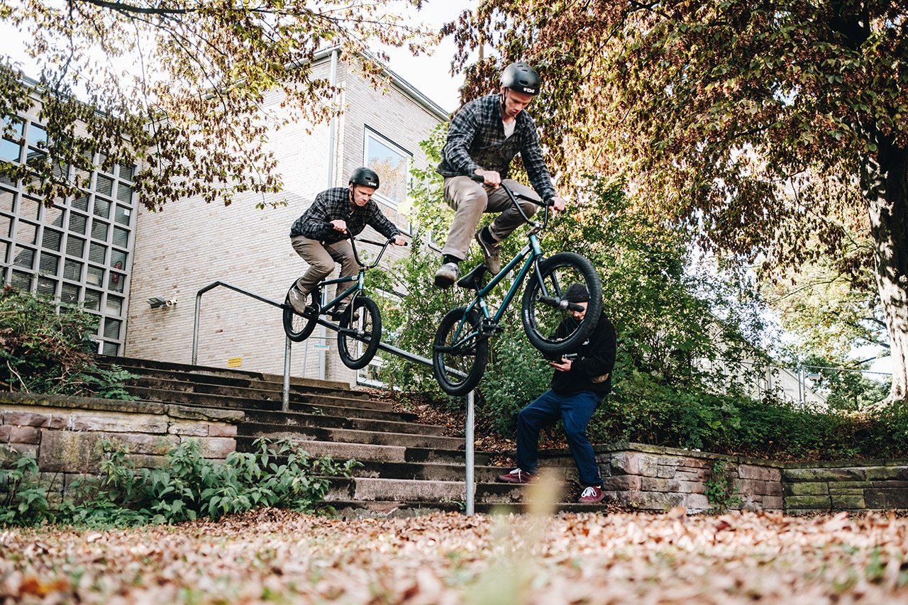 Malte Thuman mit einem der vielen guten Tricks, die er am BBS-Rail performte. Pegs to Crank