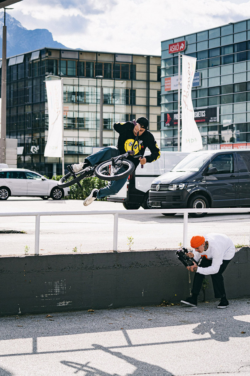 Miguel Smajli, Fastplant