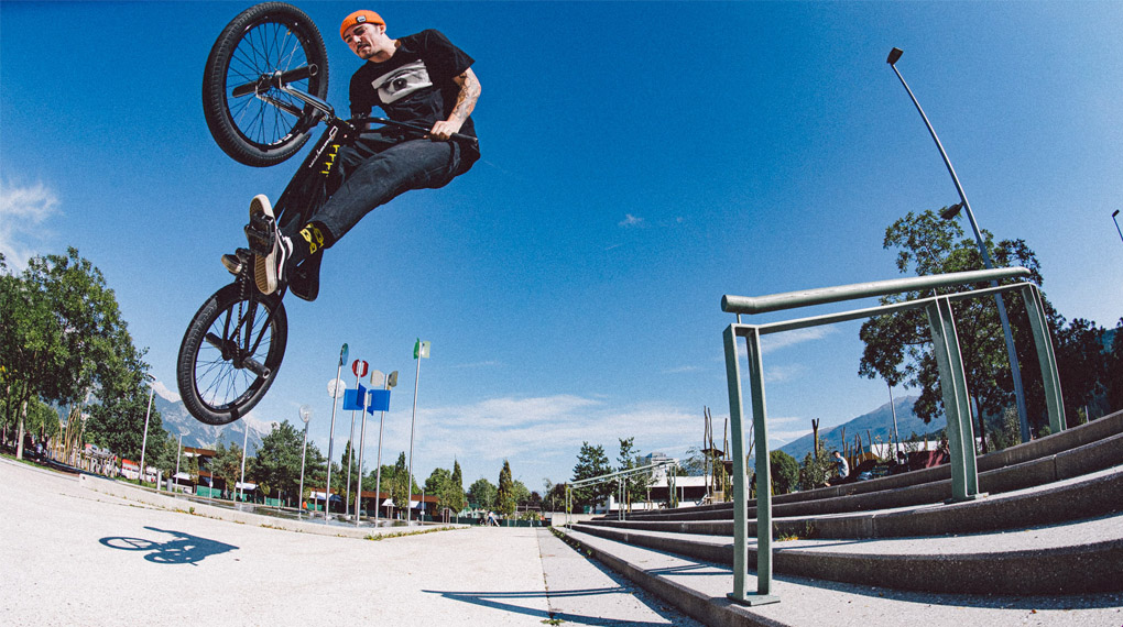 Als Ergänzung zum Video vom kunstform-Trip nach Innsbruck hier eine Gallery, die unser Ex-Mitarbeiter des Monates in der Alpenmetropole geschossen hat.