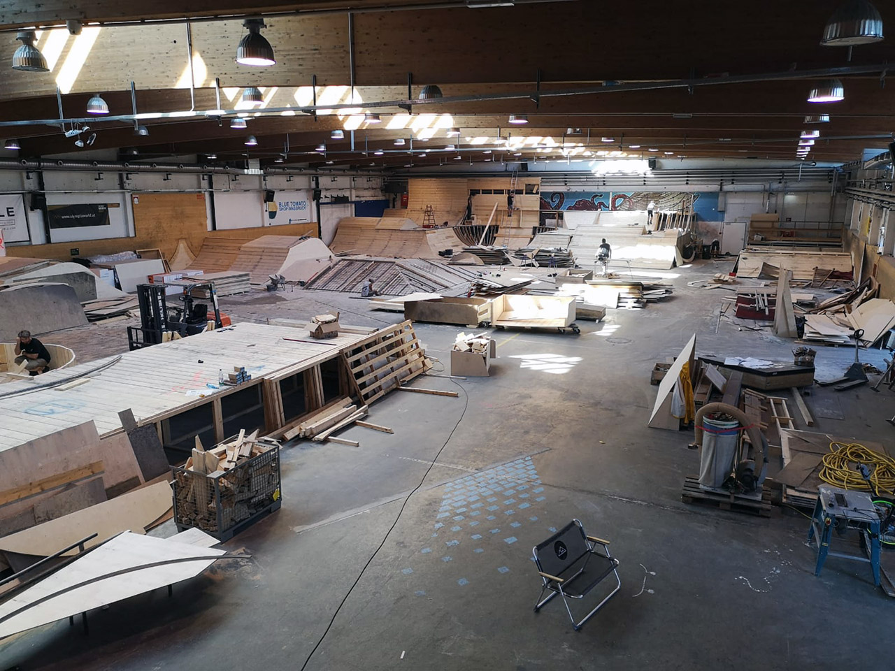 Umbauarbeiten in der Skatehalle Innsbruck