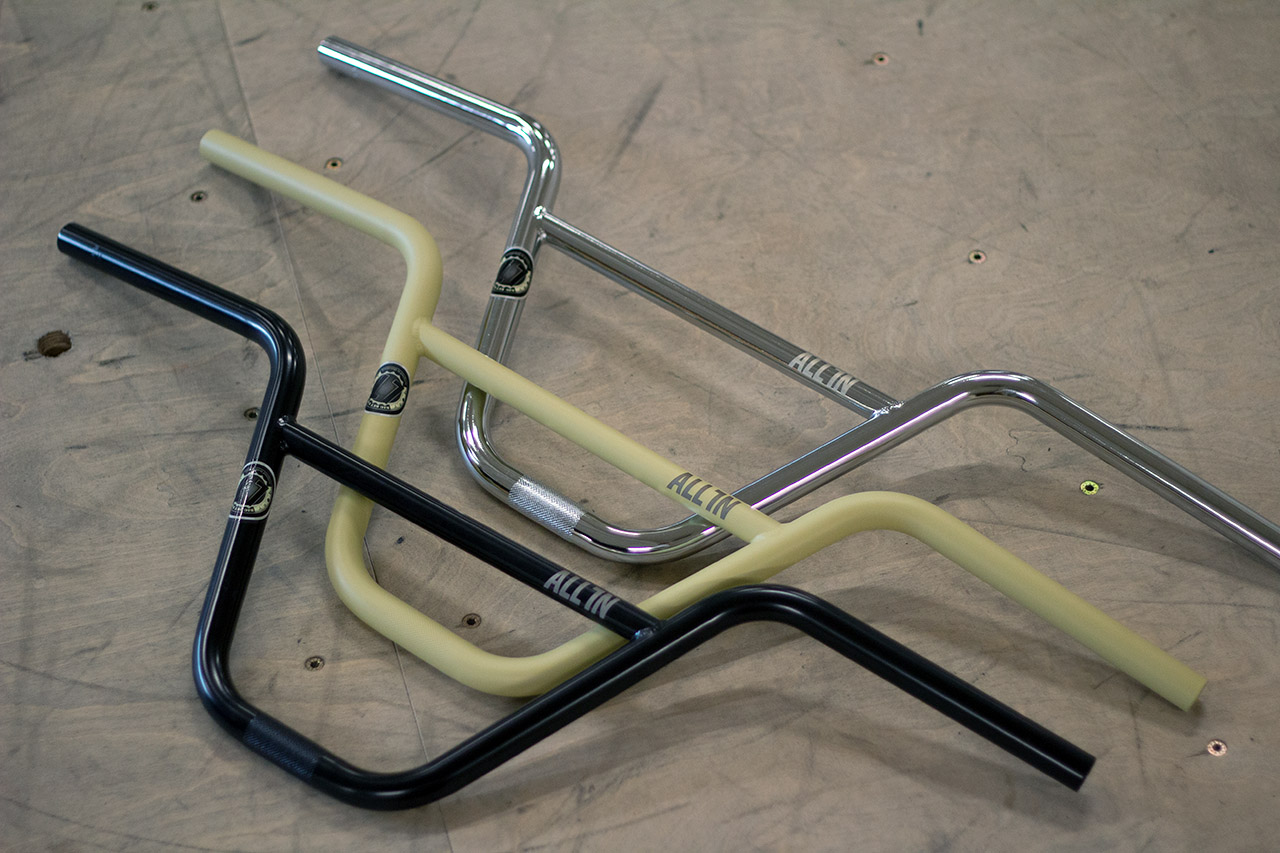 Den "Big Bet"-BMX-Parklenker von All In wird es in drei Farben geben