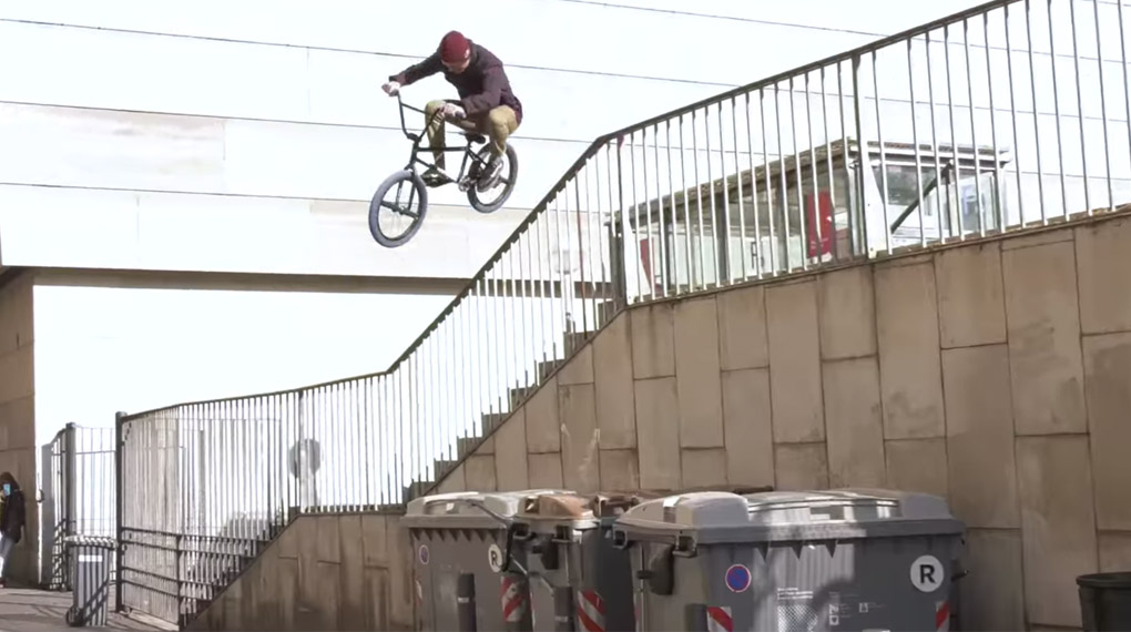 Checkt Bruno Hoffmanns Part aus dem FTS-Video von Federal Bikes, der dem Hauptdarsteller eine Nominierung für die freedombmx Awards 2019 eingebracht hat.