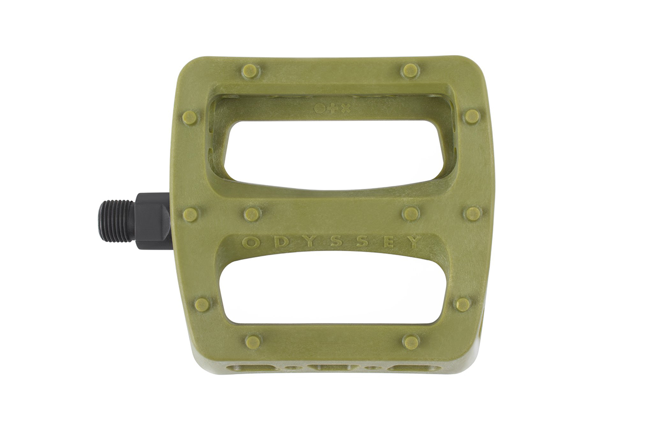 Schnappt sie euch, bevor sie wieder aus dem Programm von Odyssey verschwinden: die Twisted Pro Pedals im limitierten Army Green