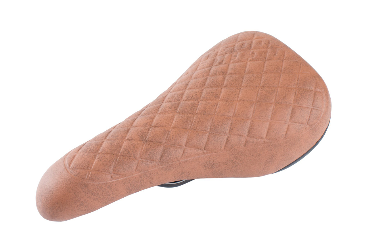 Mike Aitkens Signaturesattel ist jetzt in der Originalversiono mit Rails und in braun erhältlich