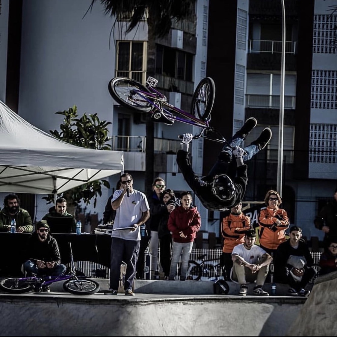 Helikopterkatze für die Follower von Redouan "Redu" Jimenez 