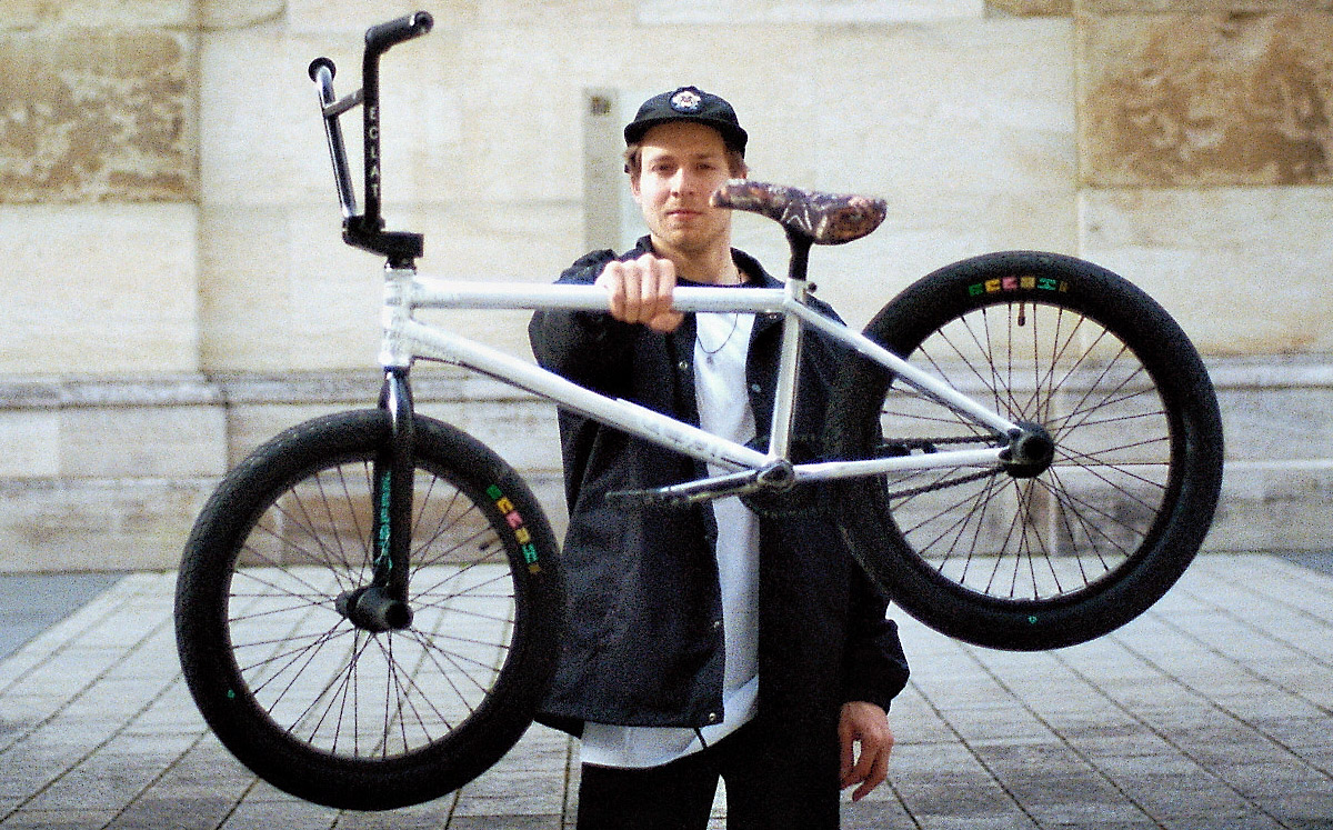 André Bodlin hat von éclat/Traffic Distribution ein neues Rad spendiert bekommen. Für diesen Bikecheck haben wir den Hobel genauer unter die Lupe genommen.