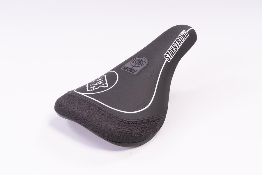 Stay Strong Twilight Pivotal Seat in schwarz/weiß (255 g)