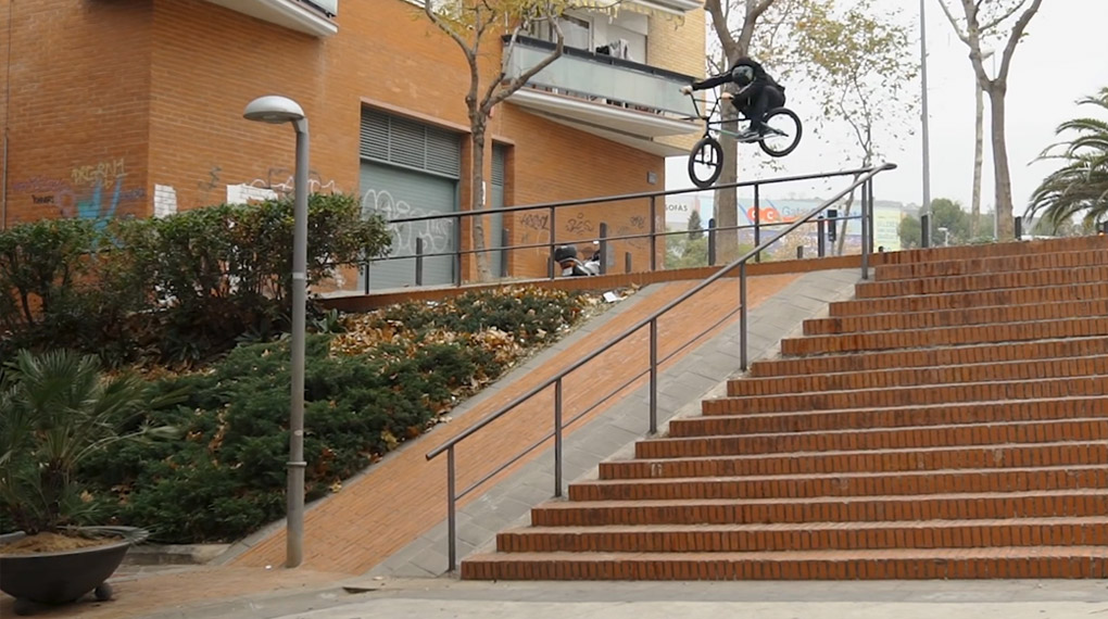 15 Minuten gerades Feuer: Die BSD-Crew und ihr Filmer Dave Sowerby haben mit "Recording" ein weiteres Meisterwerk der BMX-Videocontest abgeliefert.