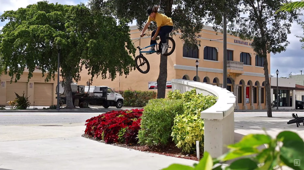 Nach seinem Umzug von Costa Rica nach Florida hat Lorenzo Mesa keine Zeit verloren und einen hammerharten Edit für Kink BMX gefilmt.
