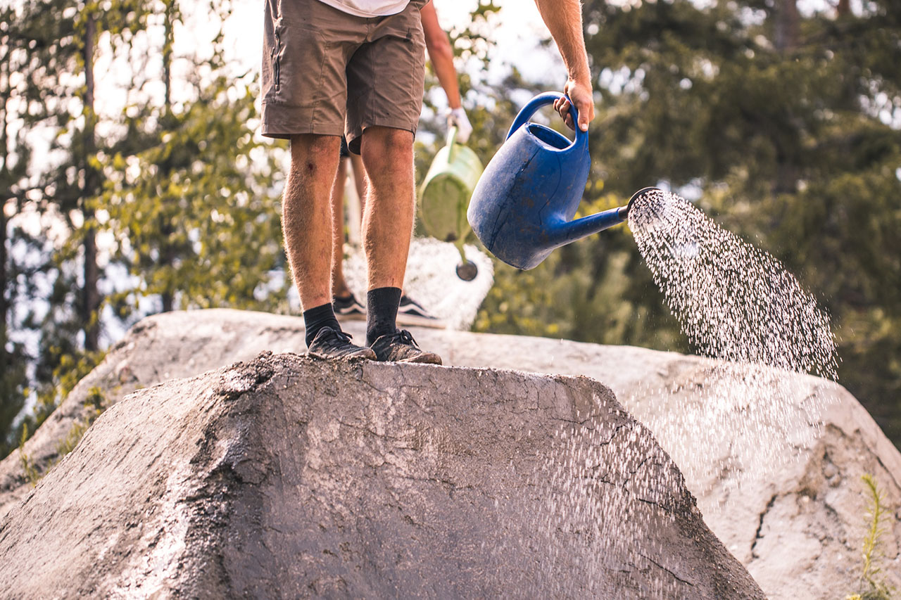 Nass machen, ganz wichtig beim Trails-Fahren