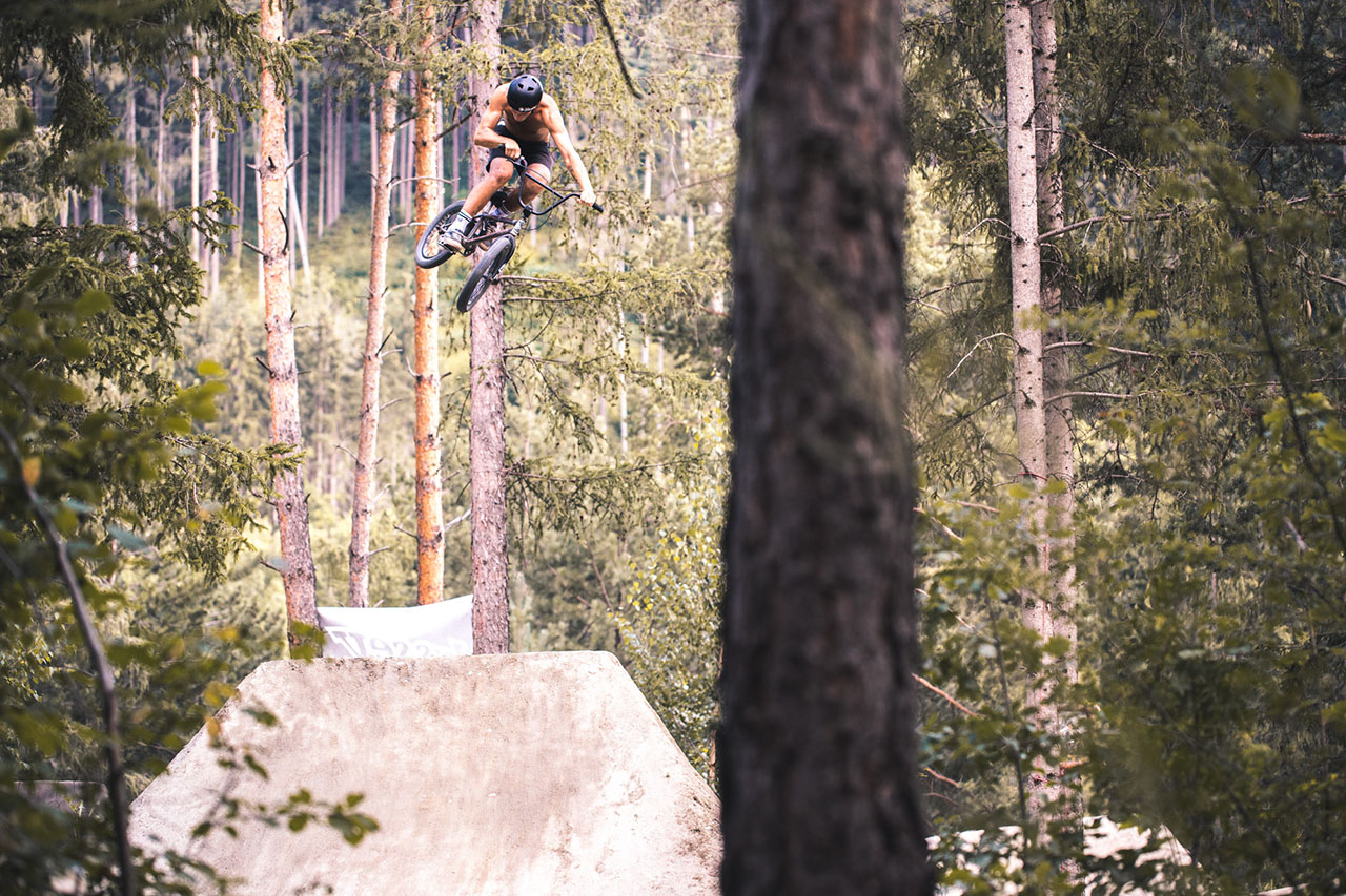 Stylecat Kevin am zweiten Hügel der grossen Line