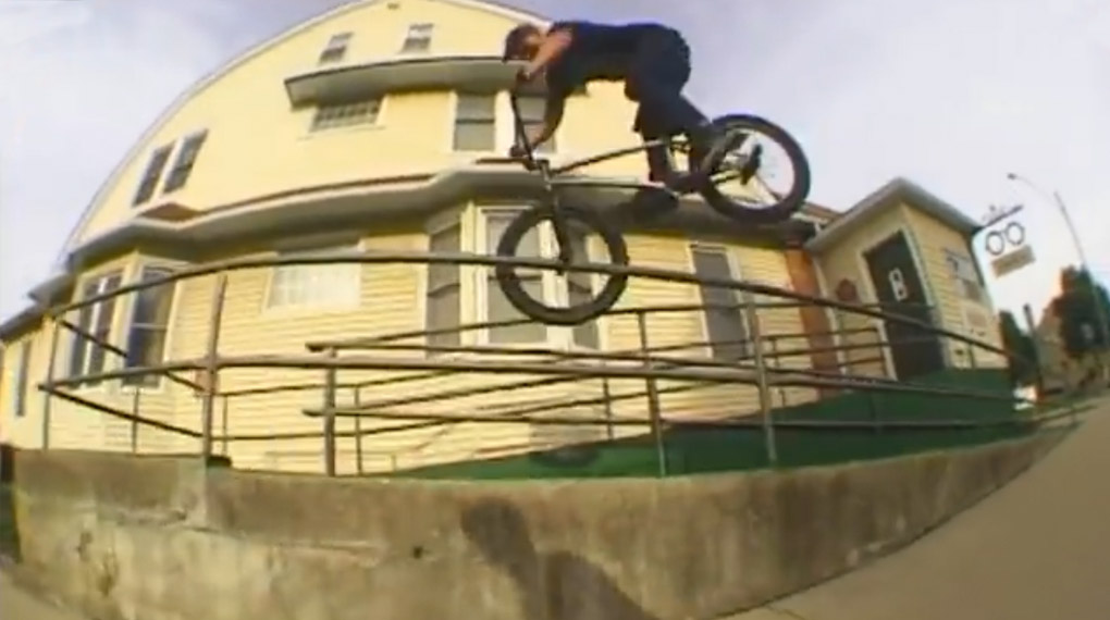 Komplette Eskalation! Dan Paley hat für die "VX Rated"-Reihe von BSD eines der besten BMX-Videos in diesem Jahr rausgehauen.