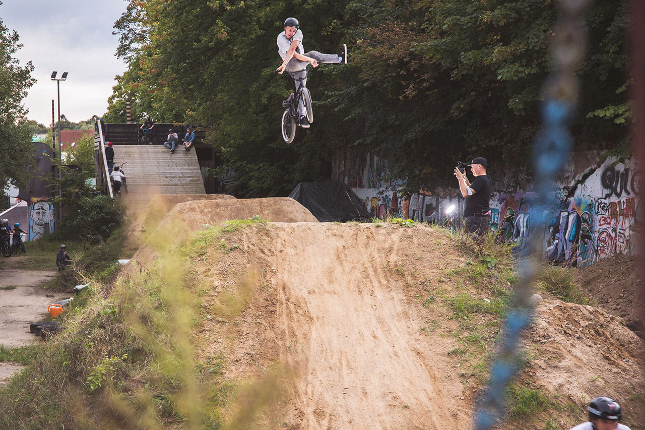 Timo Dann, die zweite – diesmal mit einem noch großartigeren Trick als beim ersten Mal