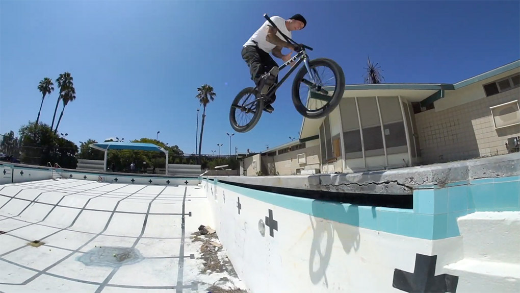 Die Cult Crew startet mit der dreifachen Packung Dopeness in die neue Videowoche. Mit von der Partie sind Sean Ricany, Brandon Begin und Dak Roche. Klick!