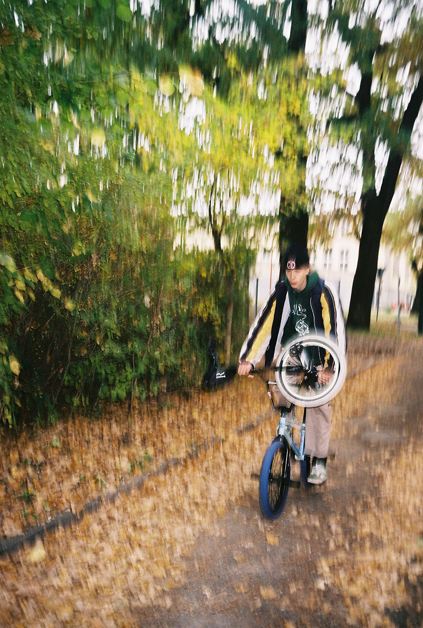 Unser Spotguide in Leipzig war selbstverständlich der frisch gebackene SIBMX-Teamfahrer und Einradvizeweltmeister Mimo Seedler, dessen Chef ihm extra zwei Tage lang spontan freigegeben hatte, damit er uns durch die Stadt führen konnte- Danke dafür!