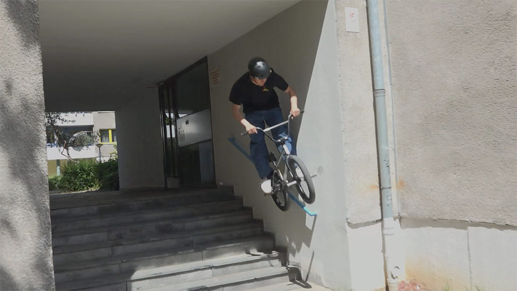 Mit einer Kassettennabe und Metallpegs bewaffnet, hat Mattes Torn im Sommer 2020 ein spitzenmäßiges Video für BSD gefilmt. Gönnt euch!