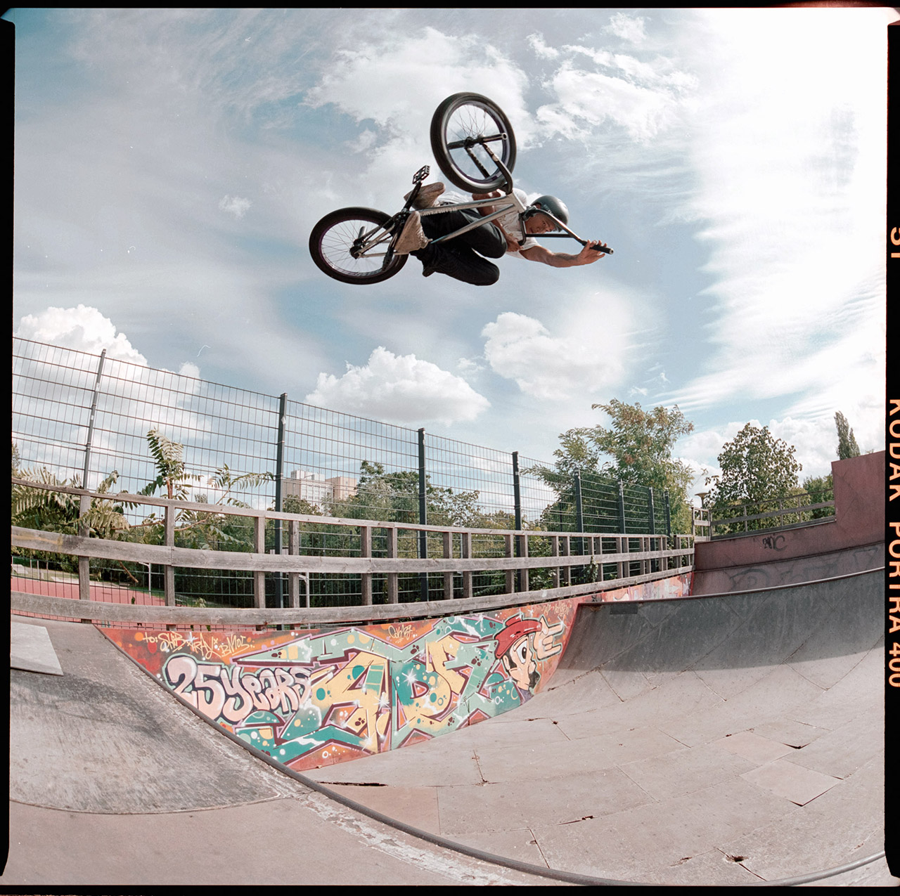 Sikharin Supanmart auf dem Weg zum Höhenrekord auf der Heizhaus-Mini