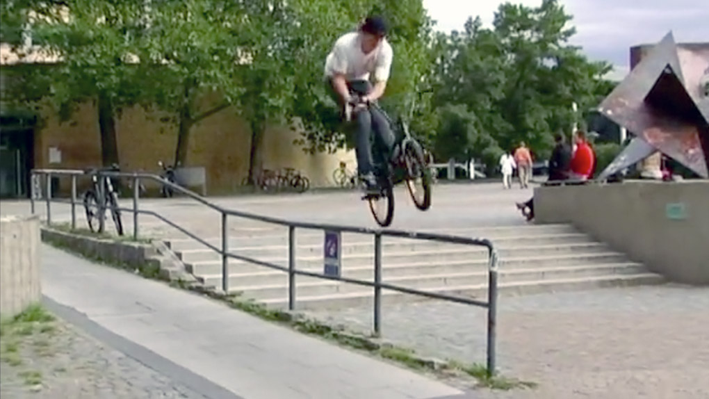 That ender, tho! Daniel Tünte hat 2010 ein Streetvideo gefilmt, das heute noch genauso beeindruckend ist eh und je. Aber sehen Sie selbst …