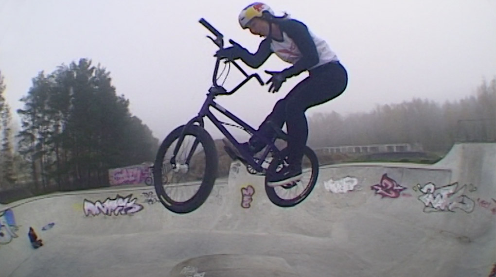 Lara Lessmann hat die vergangenen Monate damit verbracht, an einem Videoprojekt für Red Bull zu arbeiten. Hier ist das Ergebnis.