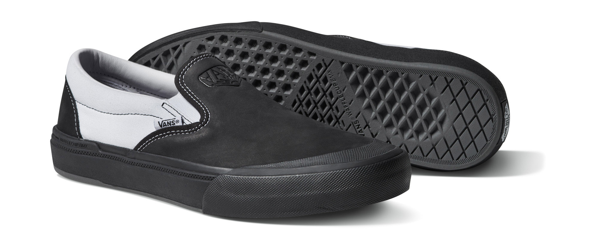 Jetzt gewinnen! Für unsere heutige Verlosung hat uns VANS freundlicherweise 3 x 1 Paar von Dakota Roches neuem Signaturecolorway zur Verfügung gestellt.