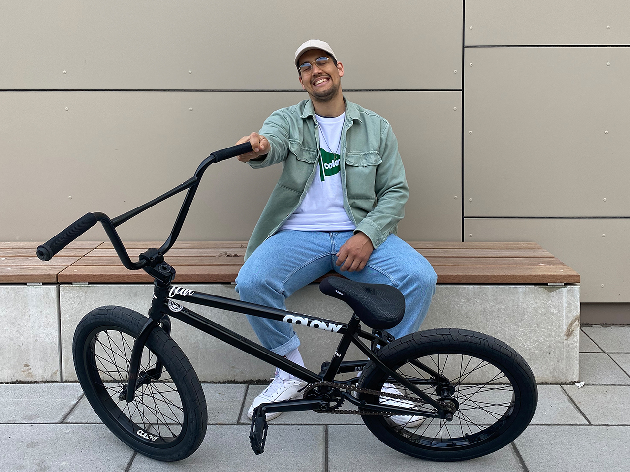 Ein Hinterbau, der länger als 13,5" ist? Grundgütiger! Der Colony-Fahrer Marcel Gans steht uns in diesem Bikecheck Rede und Antwort.