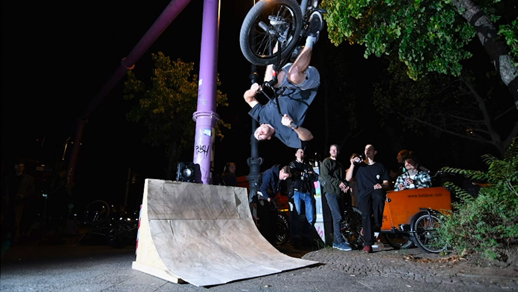 Im Video weiter oben seht ihr, warum man sich den Bank Jam am 11. September 2021 in Berlin auf keinen Fall entgehen lassen sollte!