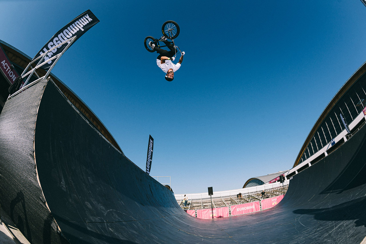 Massiver Flair von Tobias Freigang zum Antesten der Rampe