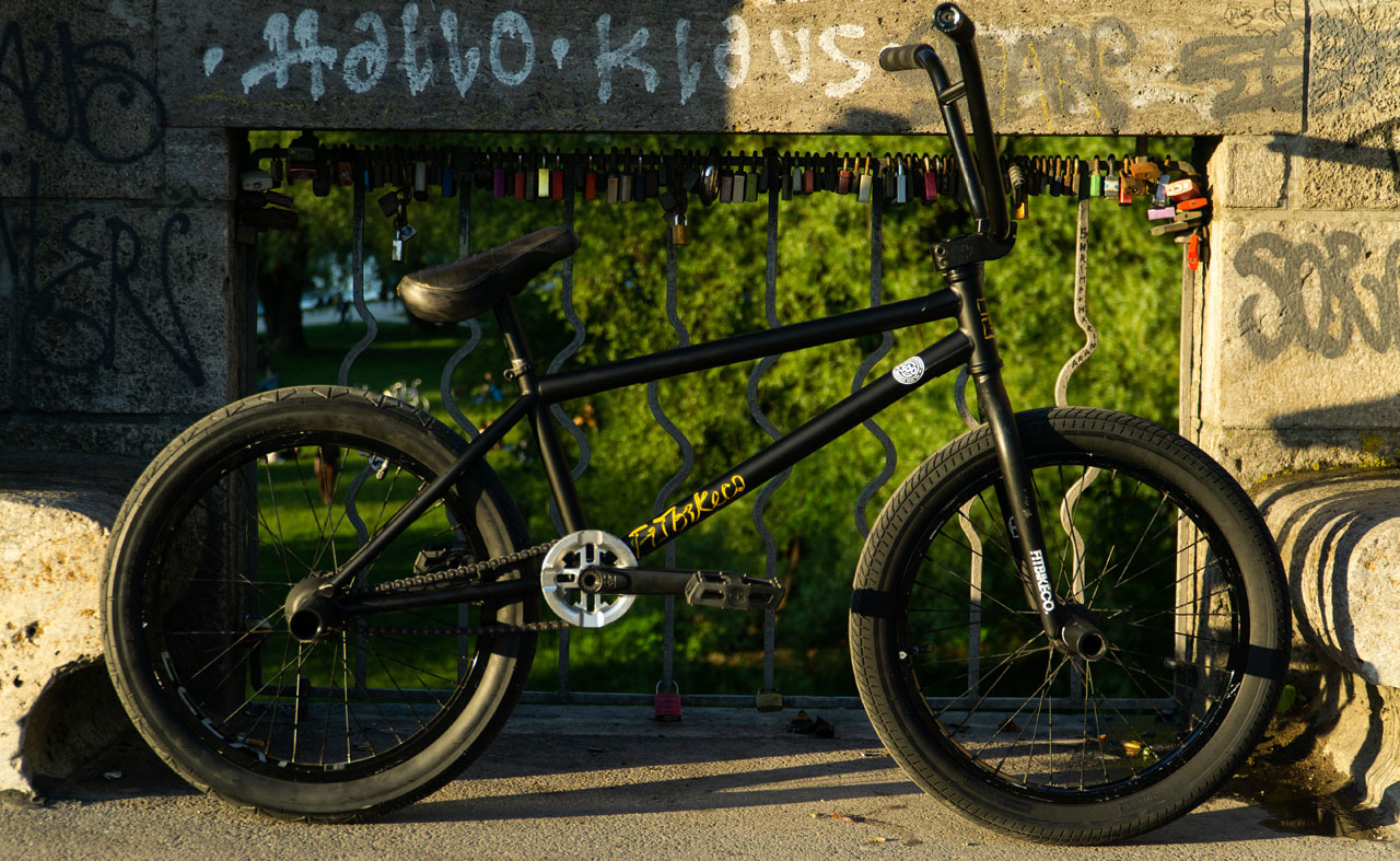 Quirin Reichmeyers Mixtape V2 von Fitbikeco.