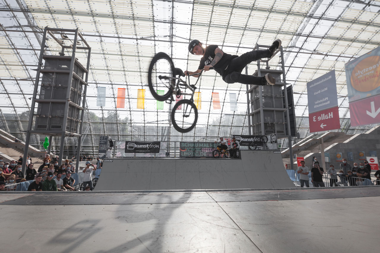 Dean Florian, Double Tailwhip Air to 1st place