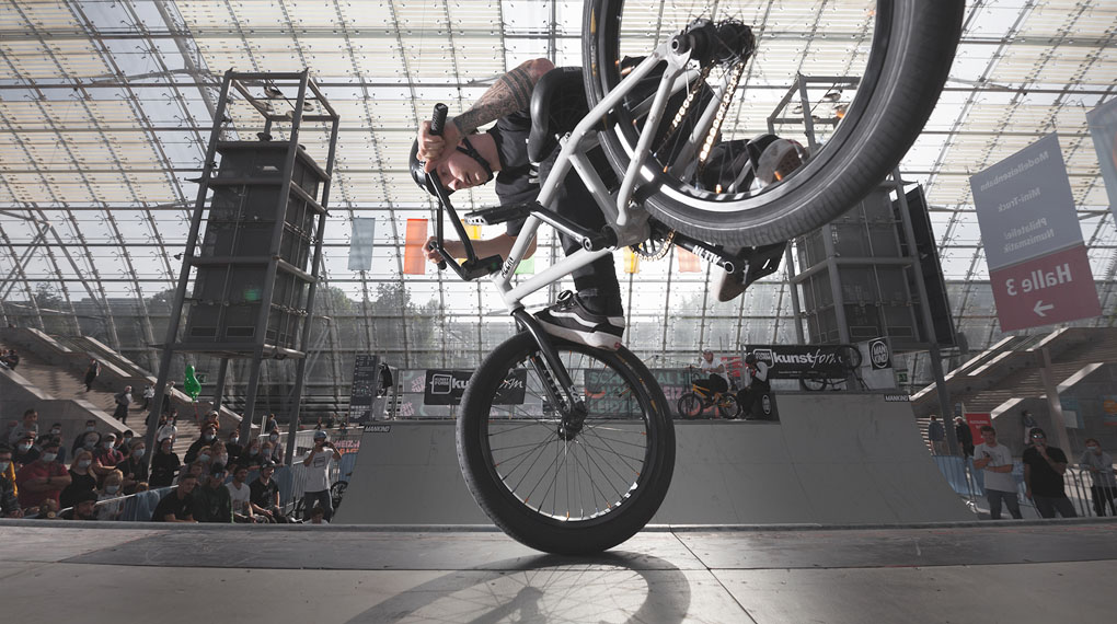 Beim "Mission Transition"-BMX-Contest auf der modell-hobby-spiel in Leipzig ging es hoch her. Hier entlang für unsere Fotogallery!