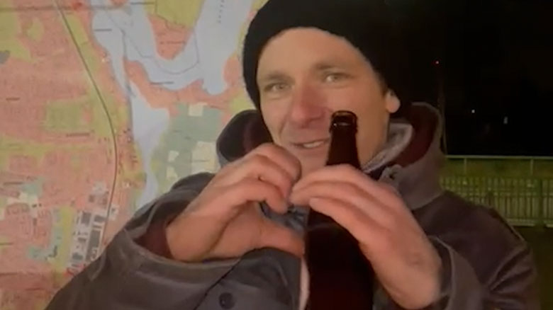 Daniel Traeder fährt echt gut Trails, aber ihr solltet ihn mal Callisthenics machen sehen, da geht er mindestens genauso hart ab! Folgt jetzt @toyscout für mehr – und natürlich auch, um Daniel zu kontaktieren, wenn ihr mal die Wildau Trails fahren möchtet