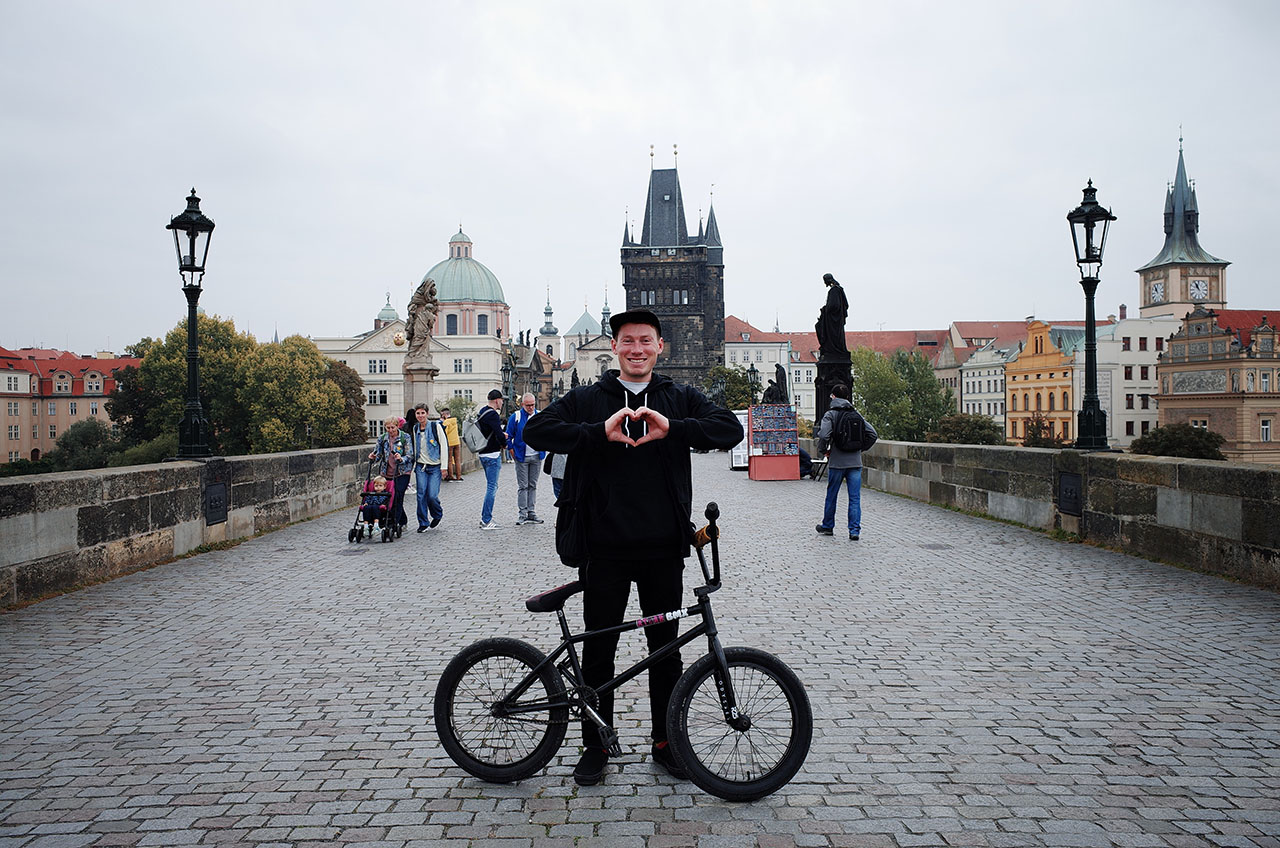 Ben Dauce hat den Text vom ersten ATAB-Trip ever geschrieben und nichts als Liebe für Prag übrig